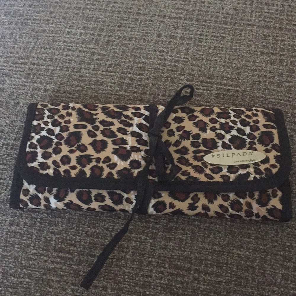 Silpada jewelry pouch